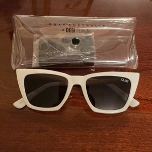 Quay white sunglasses like new!